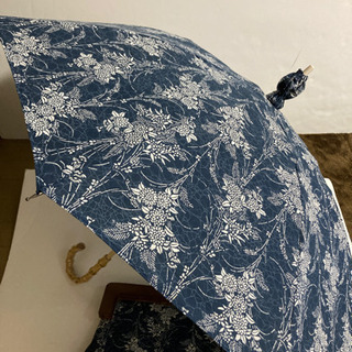 日傘　臈纈染め？浴衣生地　藍色地色　UV加工　お揃いクラッチバッグ製作可能