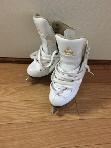 フィギュアスケート靴キッズサイズ