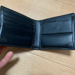 GUCCIの折りたたみ財布