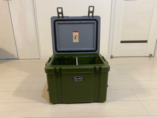お値下げしました！ヒャドクーラーボックス27QT オレゴニアン