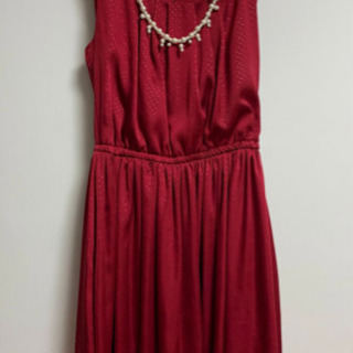 赤ドットのとパールのかわいいドレス　ルーデルー