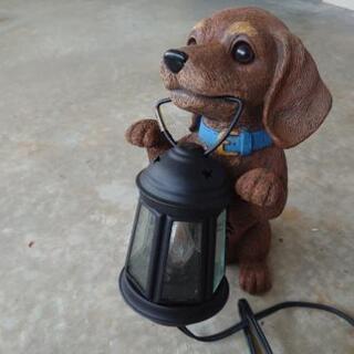 犬の置物ランプ