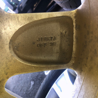 デリカ　純正　１８インチ