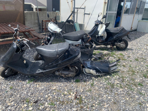 v100不動