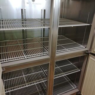 冷凍冷蔵庫　　業務用　　６枚扉　　B1N29
