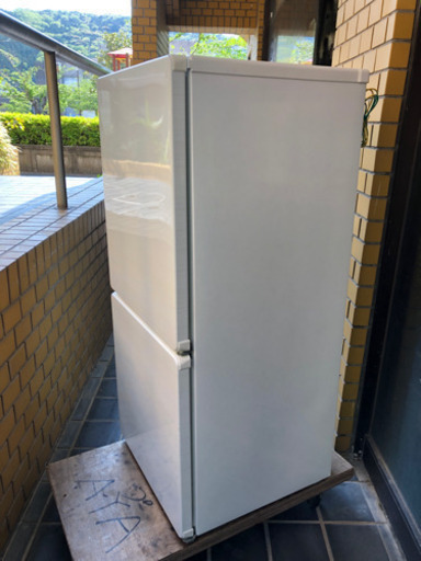 シャープ：3扉：冷凍冷蔵庫：350L3扉：2017製：型ST-WA-35  