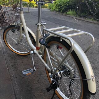 【リサイクルショップどりーむ天保山店】No.92　11998i　自転車　20インチ　ベージュ　ライトOK　カゴ　鍵付き　美品　中古品 リサイクルショップどりーむ天保山店】No.92 11998i 自転車 20インチ