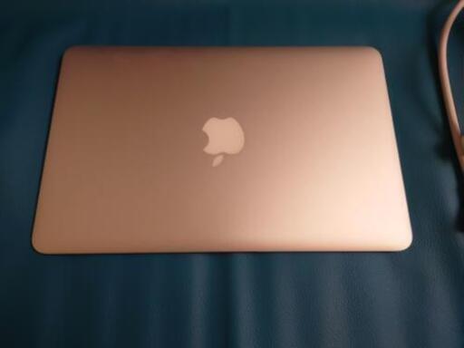 Macbook Air 11inch mid-2012 オマケ付
