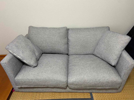 ソファ　(SOFA)