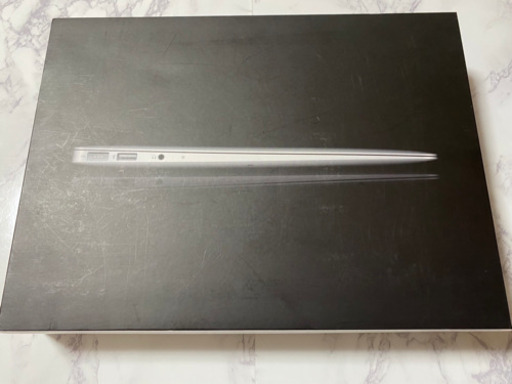 MacBookAir 2010 13インチ 2GB 【値引き検討可能】