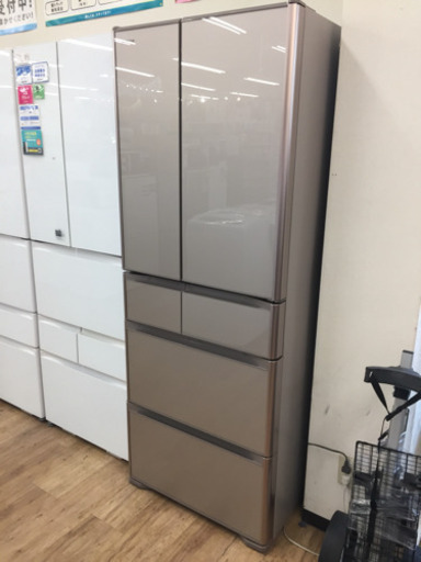 HITACHI（日立）の６ドア冷蔵庫2019年製（RｰXG56J）です。【トレファク東大阪店】