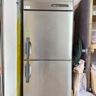 ホシザキ業務用冷凍庫 HF-75S