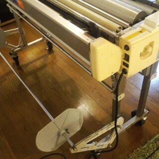 クロス自動糊付け機　極東産機　アスリード