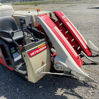 コンバイン(稲り機)MITSUBISHI