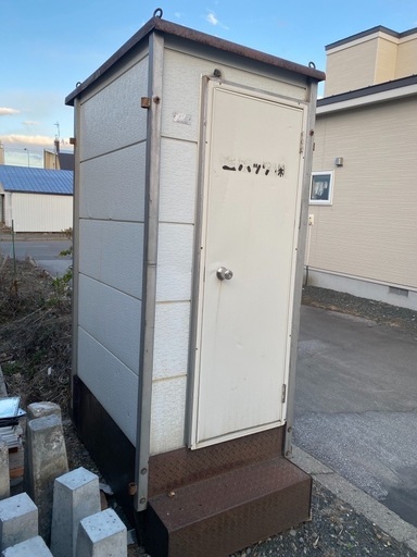 仮設トイレ