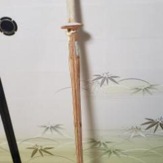 中古の竹刀 高校生時に使用していたものです。 長さ117cm