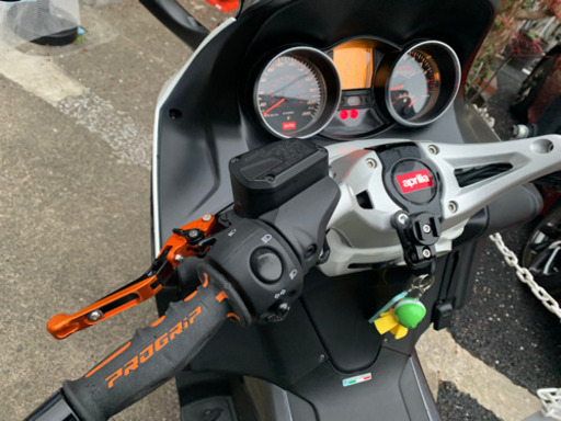 送料込み‼︎ aprilia アプリリア SRV850 スクーター バイク