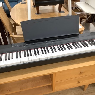 YAMAHA（ヤマハ）の電子ピアノ2012年製（P-105）です...