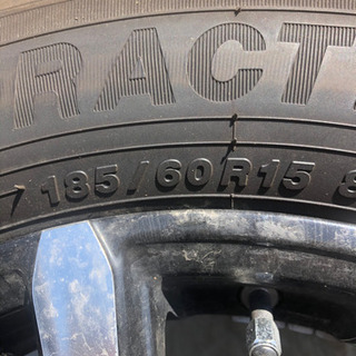 極美品！15インチアルミホイール、タイヤ付き