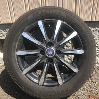 極美品！15インチアルミホイール、タイヤ付き
