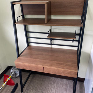 ニトリ 省スペースデスク