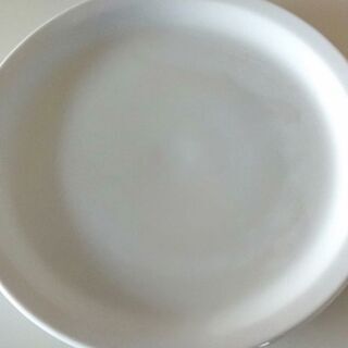 白い大皿　ホワイトプレート　陶器