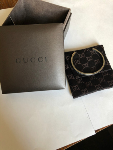 GUCCIグッチ　レザーブレスレット　シルバー