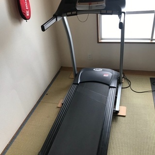 TEMPO トレッドミル T82