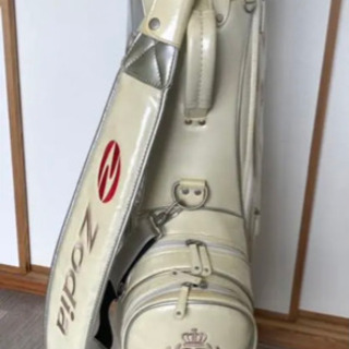 ゾディアの限定キャディバッグ　