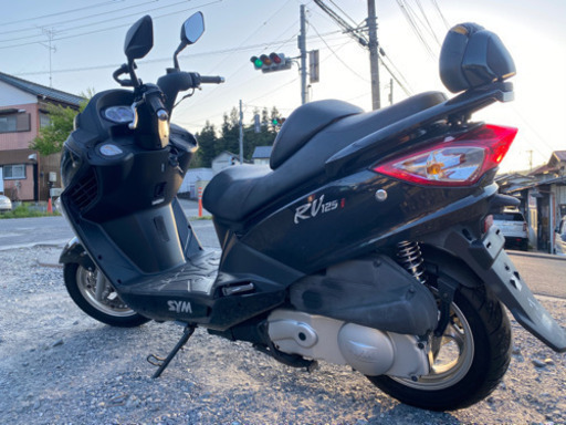SYM RV125i 車格大きい！ 激安小型入荷致しました♪ 通勤通学に♪