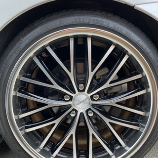 ホイール19インチ