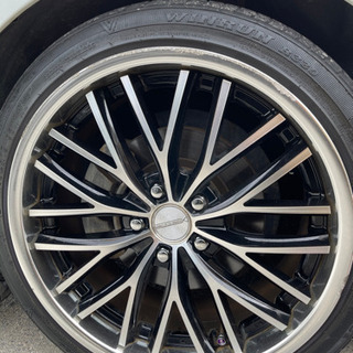 ホイール19インチ