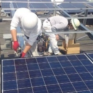 直接雇用！太陽光発電装置の設置工事全般