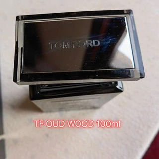 トムフォード ウードウッド オードパルファム 100ml