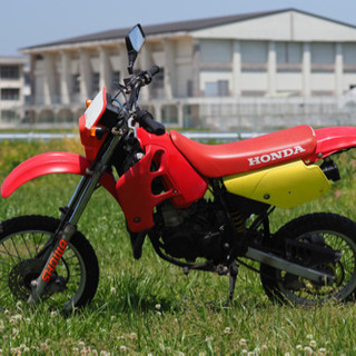 人気車種　HONDA CRM80 強烈な加速！2st