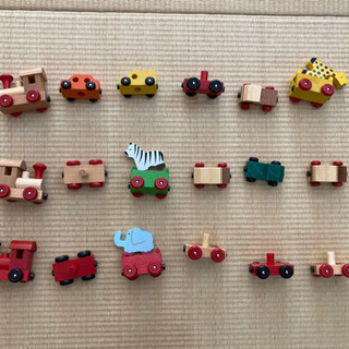 【ネット決済】知育玩具　磁石で連結出来る木製の電車