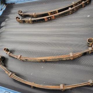 ja11 リーフサスペンション