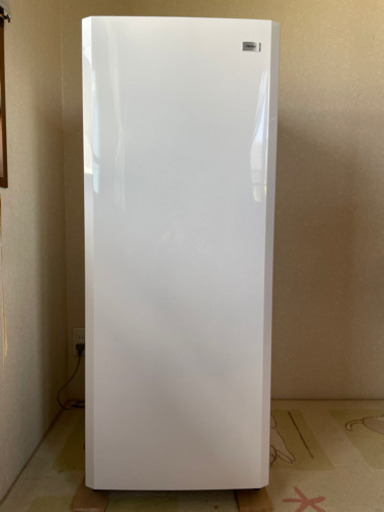 オーブンレンジと冷凍庫のキッチン家電2点セットです！