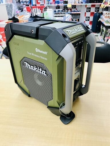 【引取限定】マキタ　現場ラジオ　MR005GZO　オリーブカラー　新品【うるま市田場】