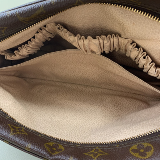 確実正規品ヴィトン テーラードジャケット ブローチ付き