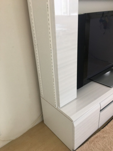 美品　テレビ台