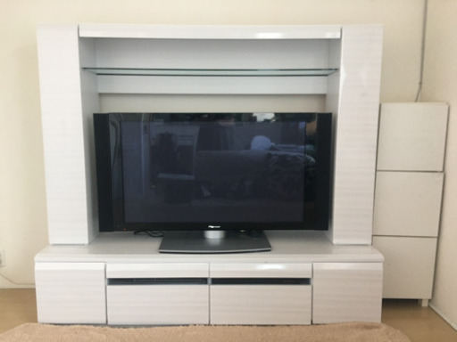 美品　テレビ台