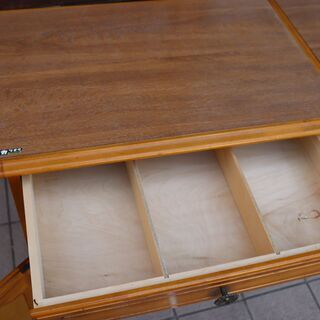Karimoku(カリモク家具)のCOLONIAL(コロニアル)シリーズ キッチン