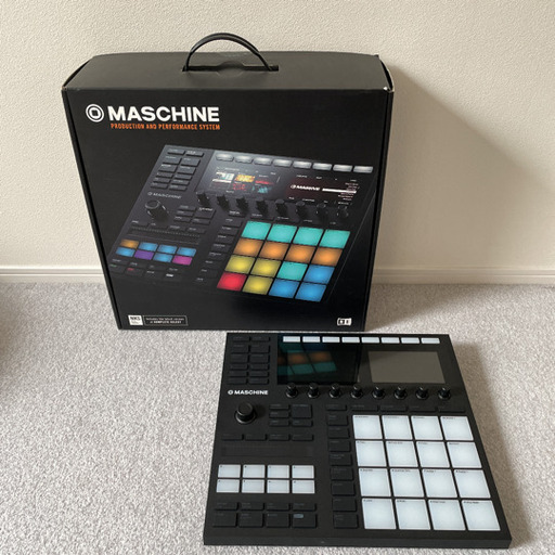 【新品同様】NATIVE INSTRUMENTS MASCHINE MK3