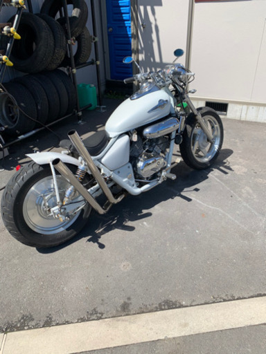 マグナ250
