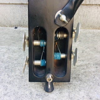 Stud.Bエレクトリックアップライトベース − 埼玉県