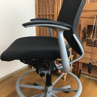 オフィスチェア　オカムラ　バロンシリーズ