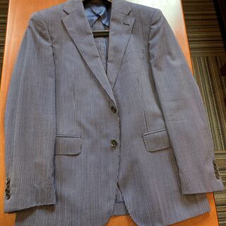 更に値下げしました！★THE SUIT COMPANY(ザ・スーツカンパニー)★春夏秋の3シーズン着用可★3ピース★ネイビー(ブルー)×シルバーストライプ★サイズA4×165★