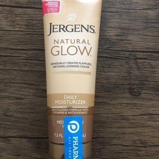 Jergens-Natural-Glow