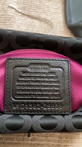 4MKO273  COACH 黒 トートバッグ コーチ 高級感 がま口